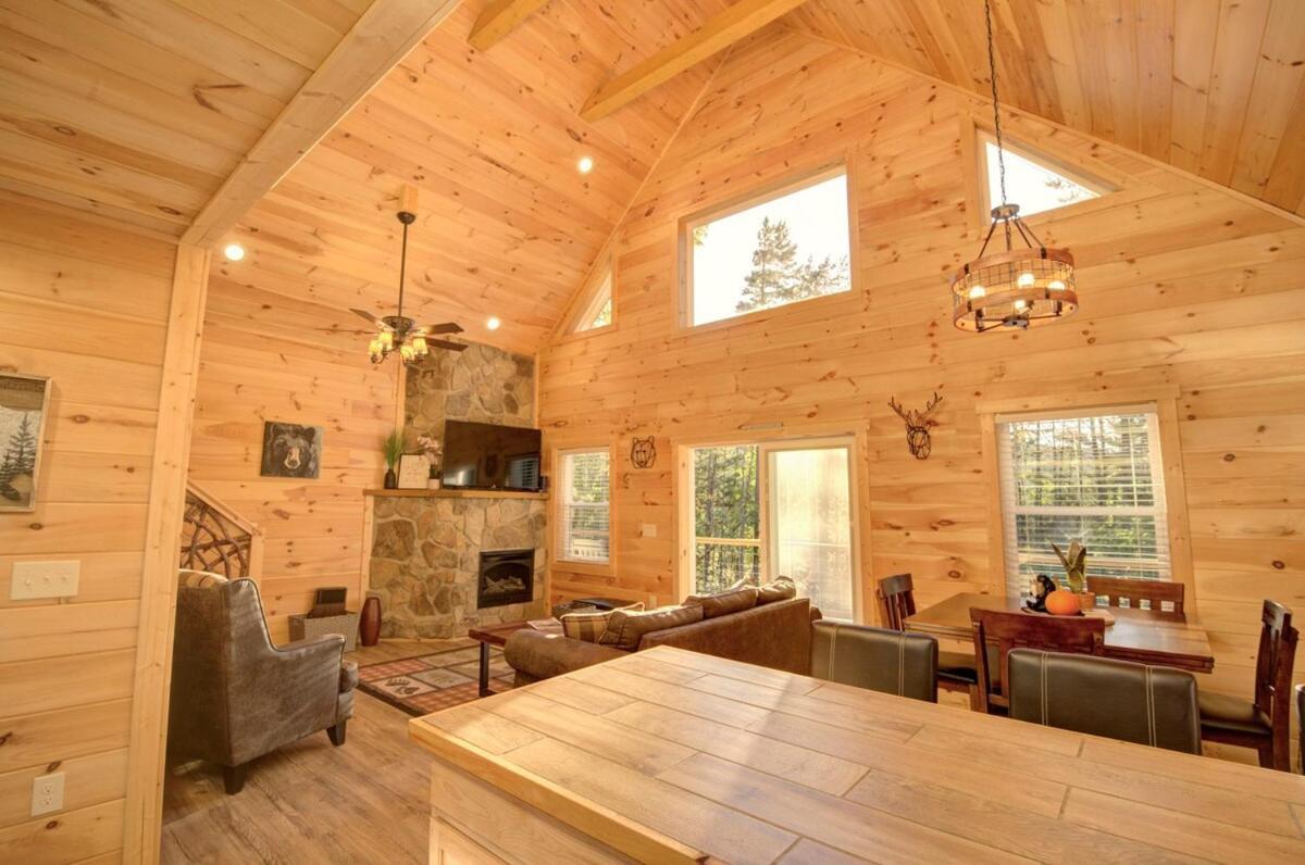 Twin Oaks Cabin บรายซันซิตี ภายนอก รูปภาพ